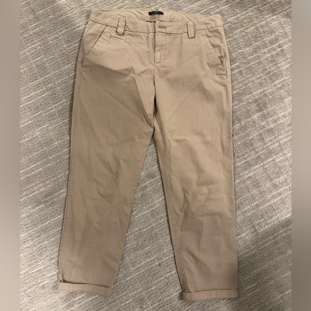 GAP women’s khaki ankle Pants